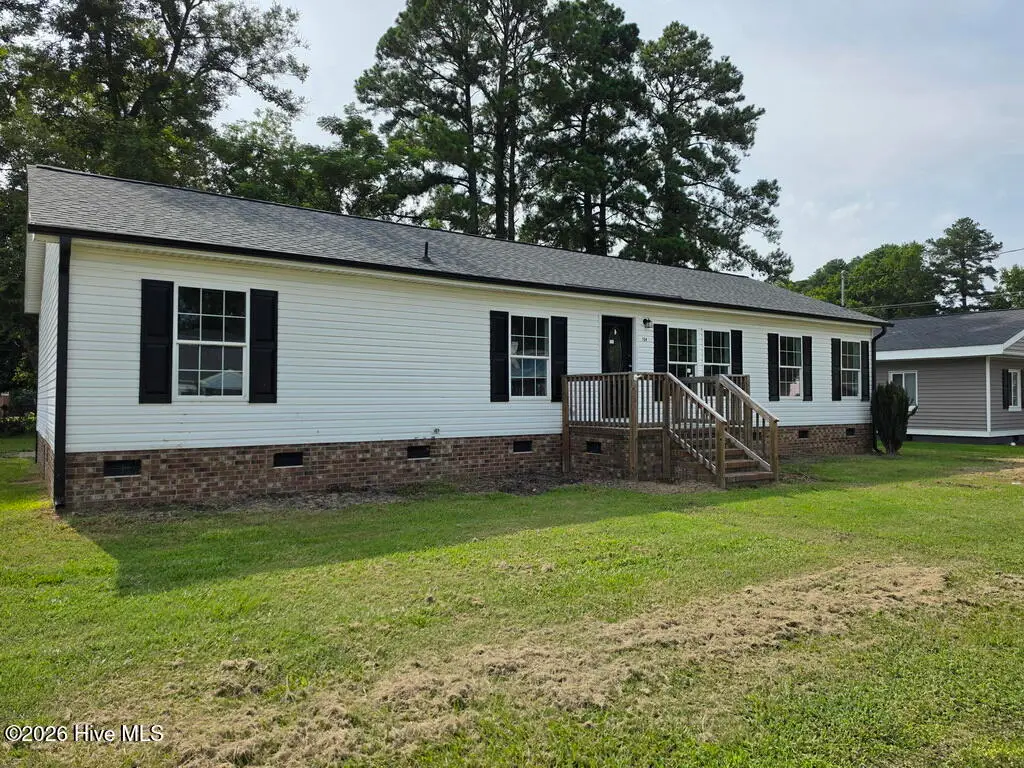 104 S Washington Street, Pikeville, NC 27863 - #1