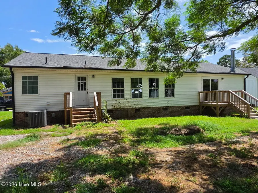 104 S Washington Street, Pikeville, NC 27863 - #3