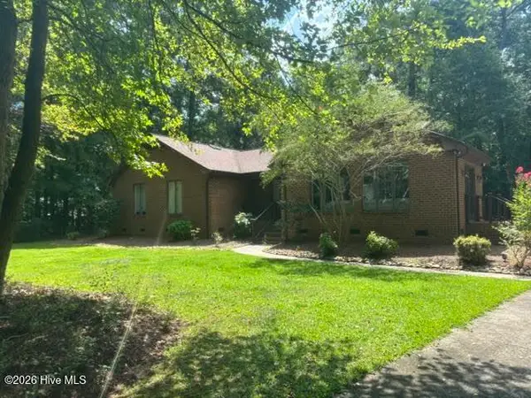 1273 Forest Acres Drive, Greenville, NC 27834