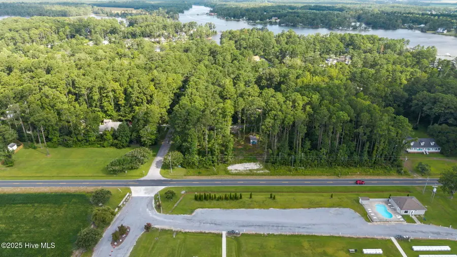 690 Oriental Road, Oriental, NC 28571 - #3