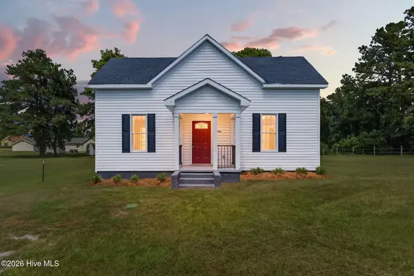 305 E Harnett Street, Benson, NC 27504