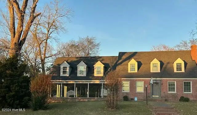 301 W Pittsylvania Street, Halifax, NC 27839 - #1