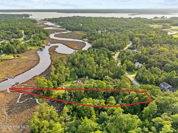 276 White Oak Bluff Road, Stella, NC 28582