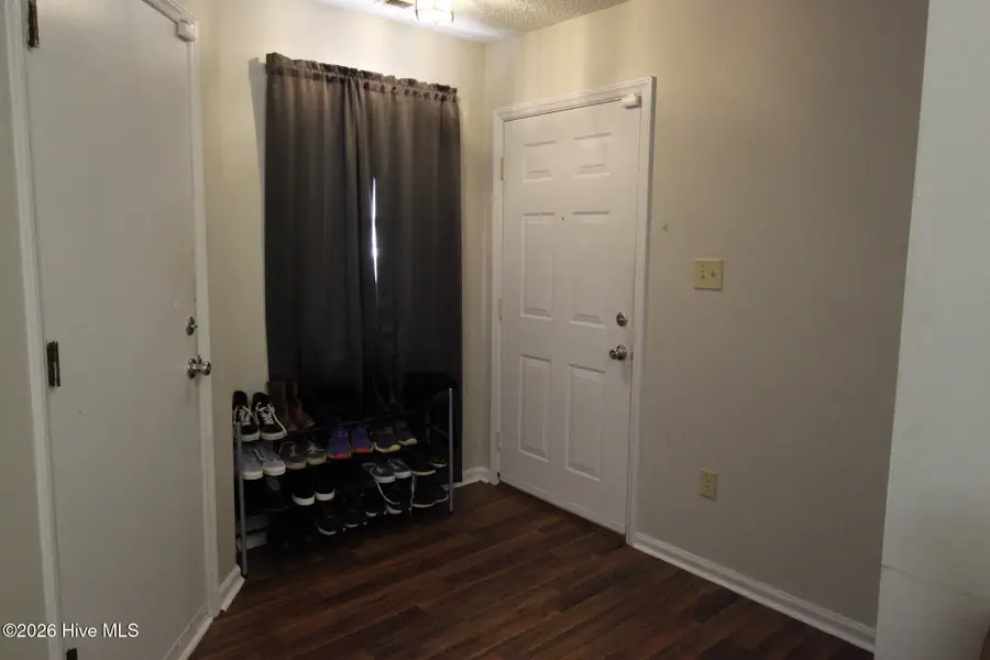 408 Singletree Court, Jacksonville, NC 28540 - #3