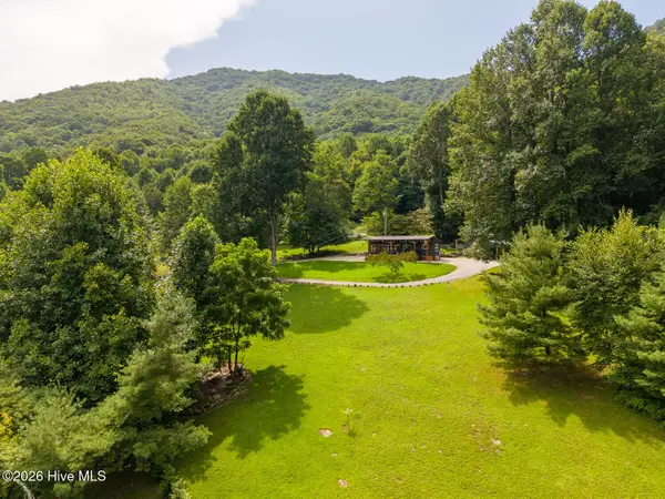 3454 Franks Creek Road, Robbinsville, NC 28771