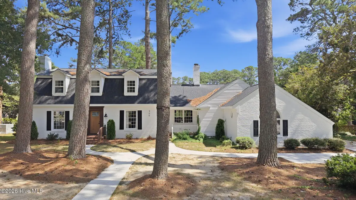 909 Parkside Drive Nw, Wilson, NC 27896 - #1