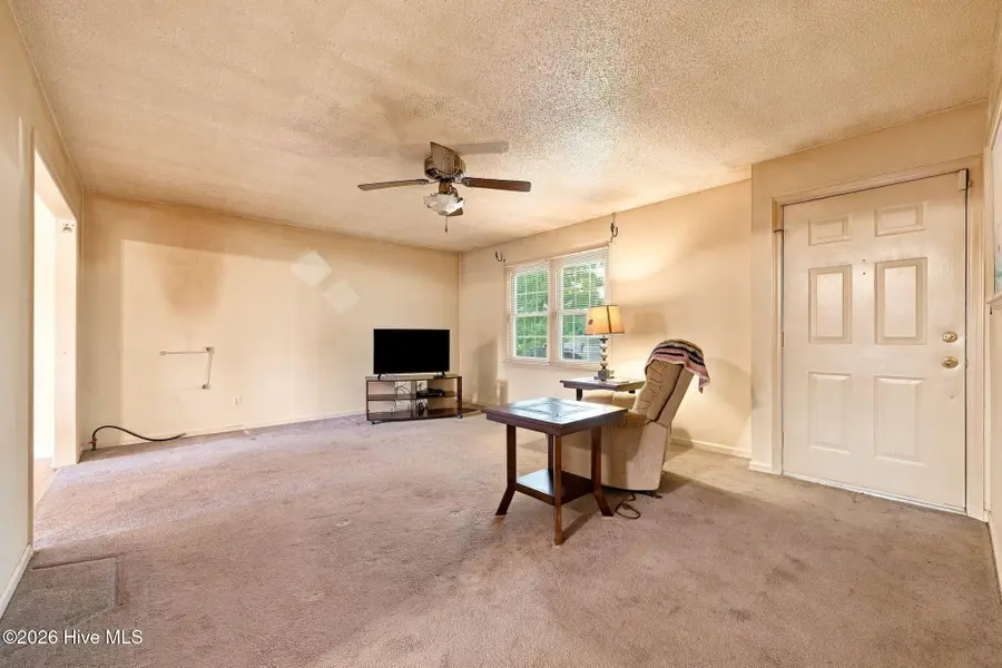 3491 Us 264 Highway E, Washington, NC 27889 - #3