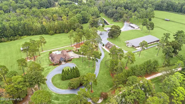 509 Cross Country Lane, Southern Pines, NC 28387
