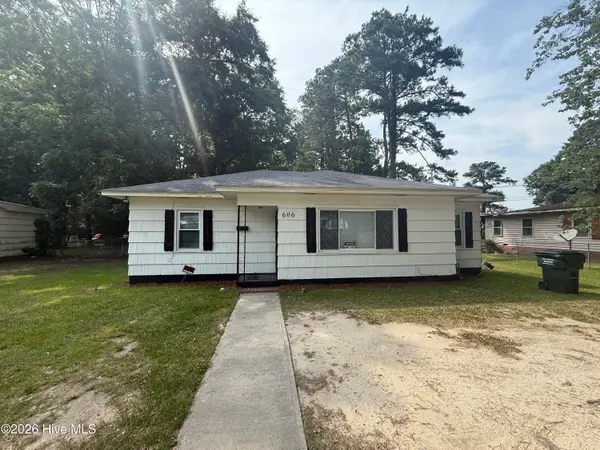 606 Greenmead Drive, Kinston, NC 28501