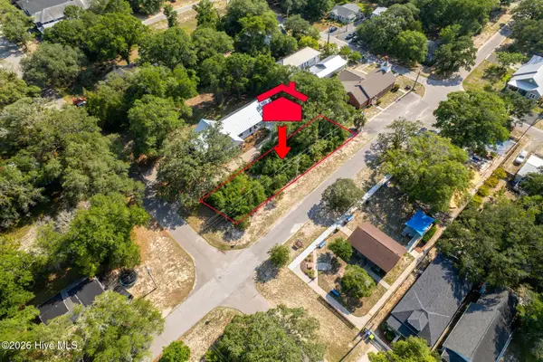 619 N Caswell Avenue, Southport, NC 28461