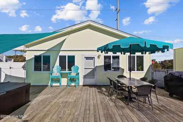 601 Emerald Drive, Emerald Isle, NC 28594