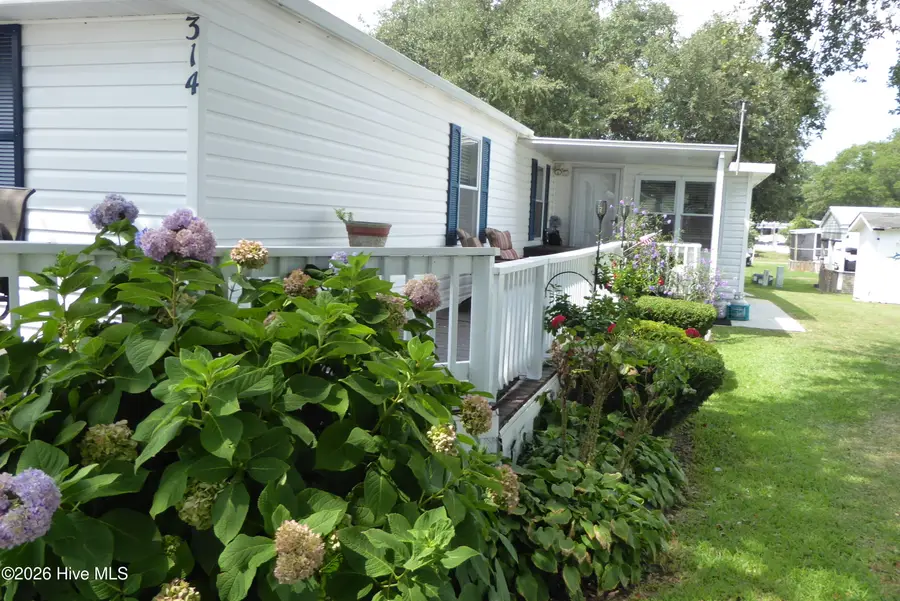 314 Snow Goose Lane, Newport, NC 28570 - #2