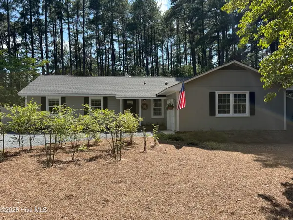 104 Bunside Court, Seven Lakes, NC 27376