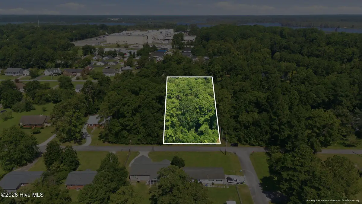 214 N First Avenue, New Bern, NC 28560 - #1