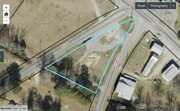 2313 Carolina 222, Greenville, NC 27834