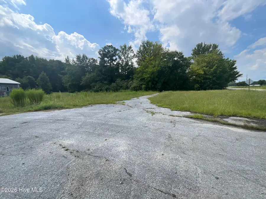2313 Carolina 222, Greenville, NC 27834 - #2