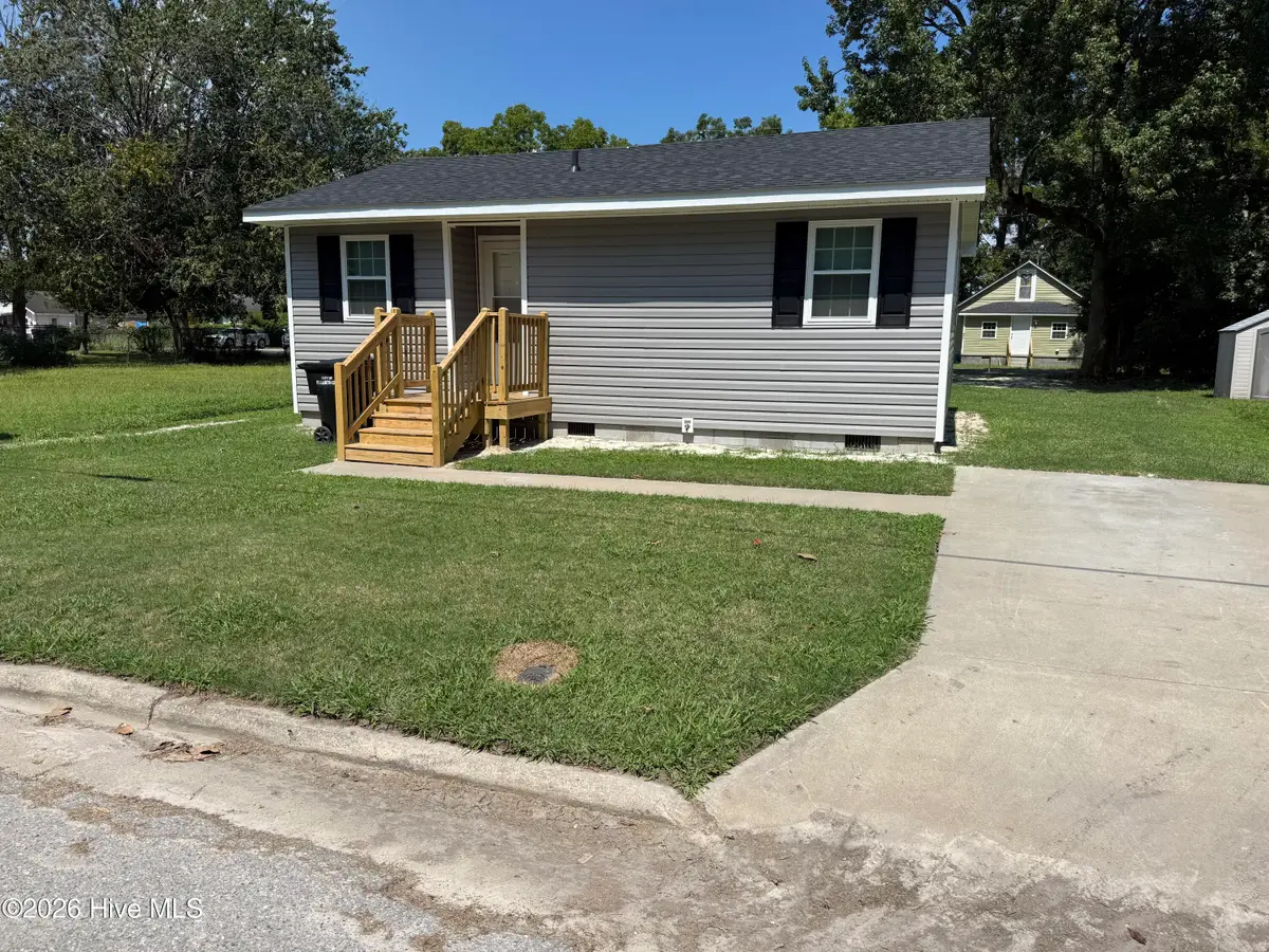 618 Bunnell Avenue, Elizabeth City, NC 27909 - #1