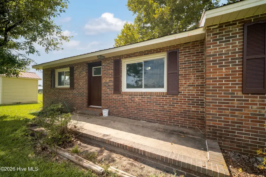 350 Futrell Road, Richlands, NC 28574 - #2