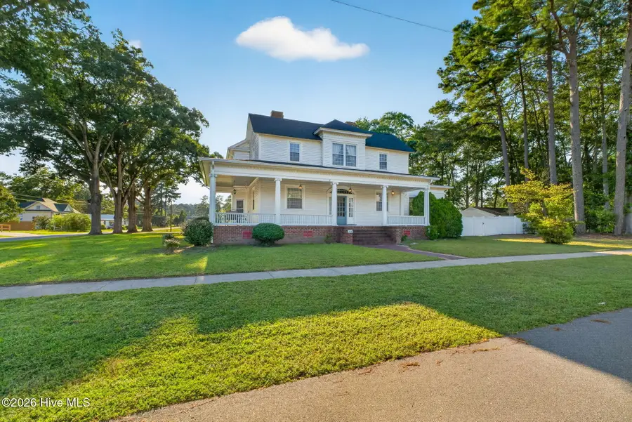 301 NW Railroad Street, Pikeville, NC 27863 - #2
