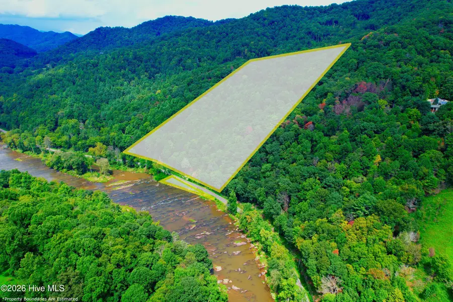 2872 Panther Creek Road, Clyde, NC 28721 - #2