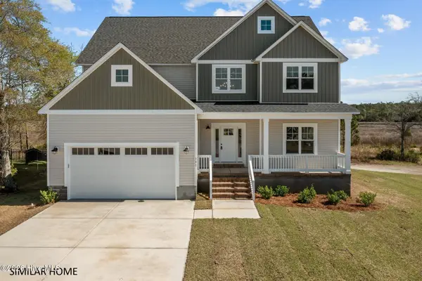 289 E Ivybridge Drive, Hubert, NC 28539