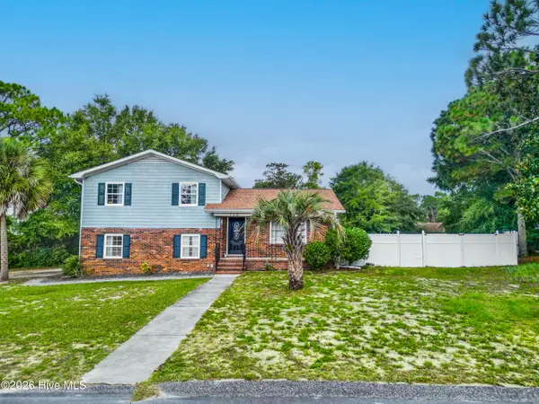 712 Yulan Drive, Wilmington, NC 28412