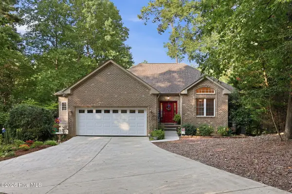 3233 Leicester Circle, Sanford, NC 27332