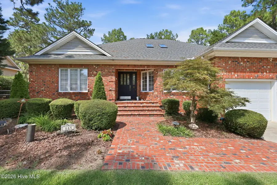 885 Monticello Drive, Pinehurst, NC 28374 - #2
