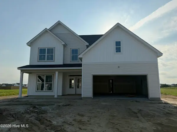 819 Tupelo Tree Drive, Hubert, NC 28539