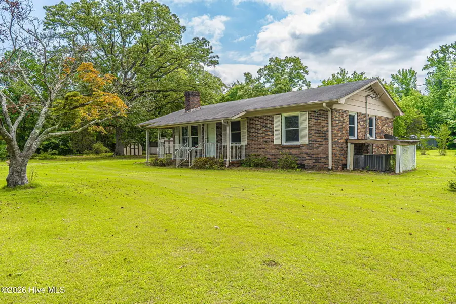 190 Morgan Drive, Raeford, NC 28376 - #2