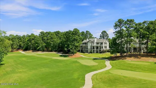 240 Cochrane Castle Circle #Apt E, Pinehurst, NC 28374