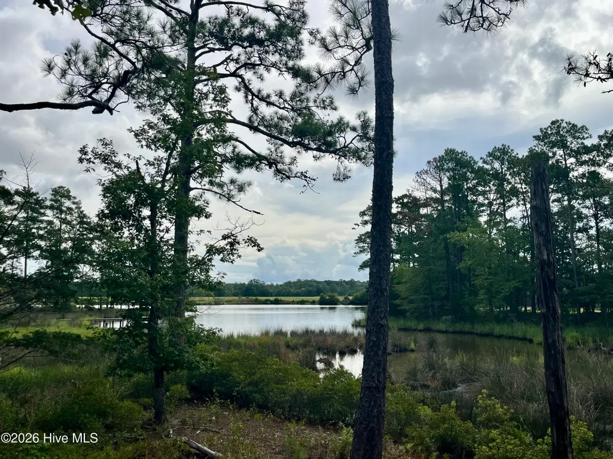 671 Plantation Parkway, Oriental, NC 28571 - #1