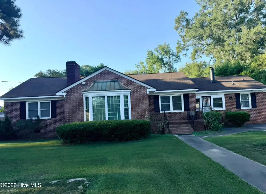 1210 Meadowood Drive, Kinston, NC 28501 - #2