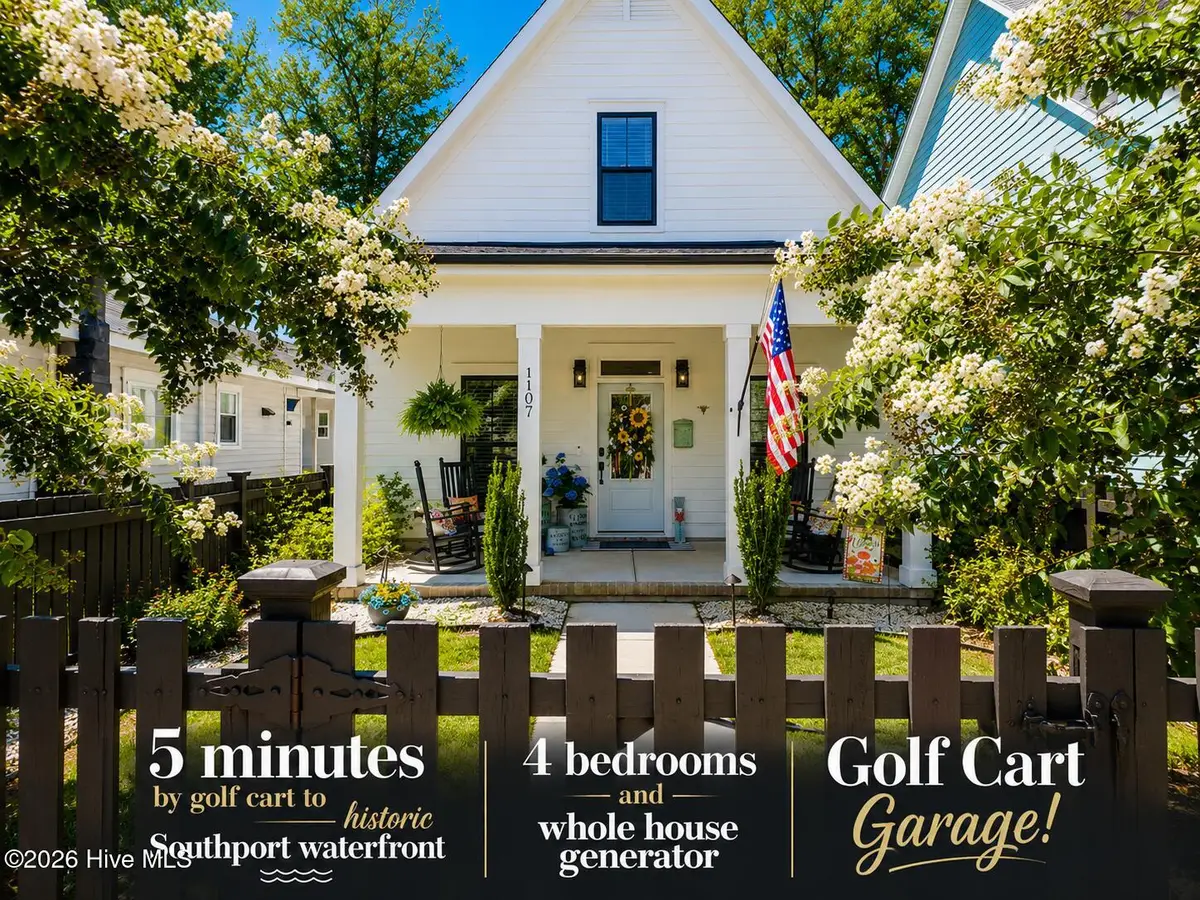1107 N Caswell Avenue, Southport, NC 28461 - #1