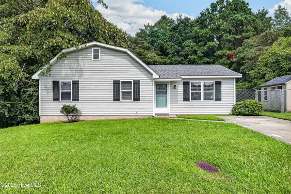 912 Laurel Lane, Jacksonville, NC 28546