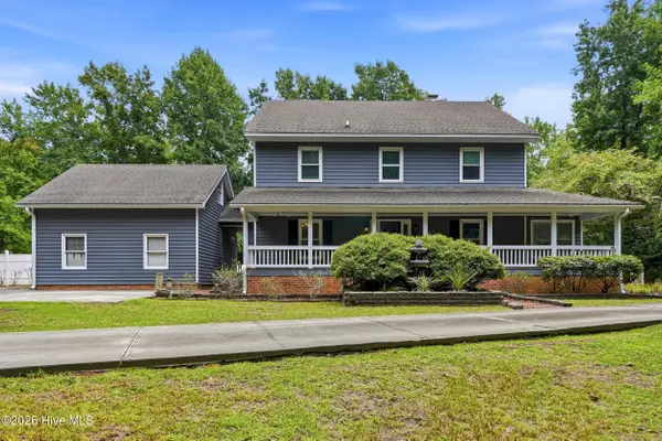 305 Grovediere Lane, Hampstead, NC 28443