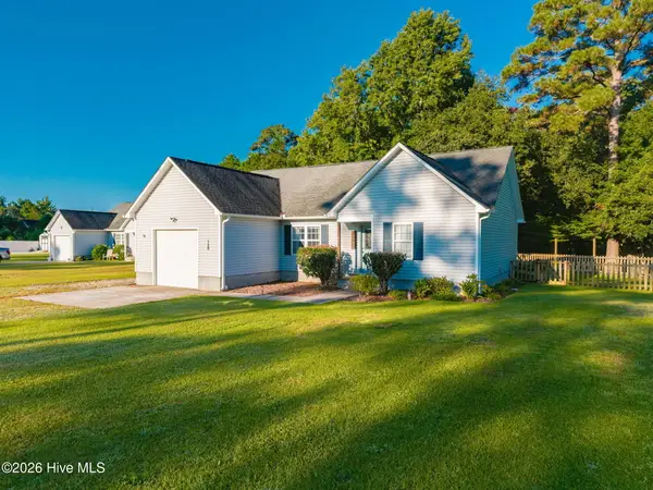 126 Joans Haven Drive, Newport, NC 28570