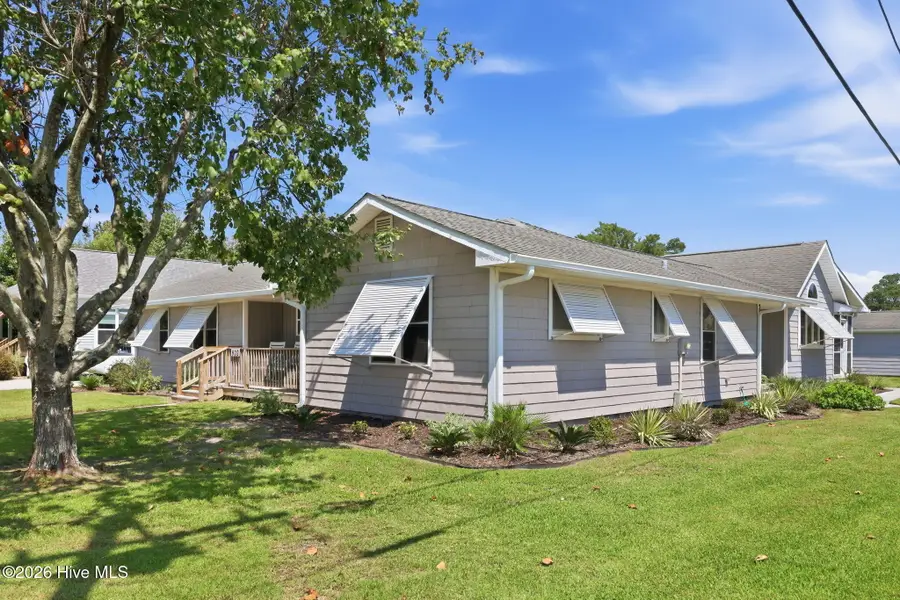 602 W Broad Street, Swansboro, NC 28584 - #2