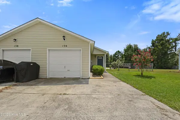 136 Charlton Road, Hubert, NC 28539