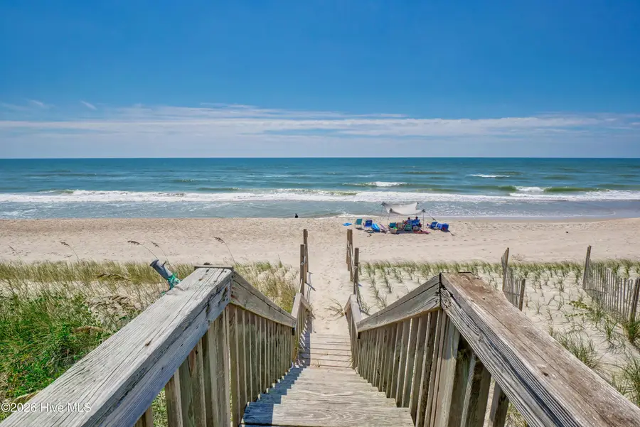 129 Oceanview Lane, North Topsail Beach, NC 28460 - #2