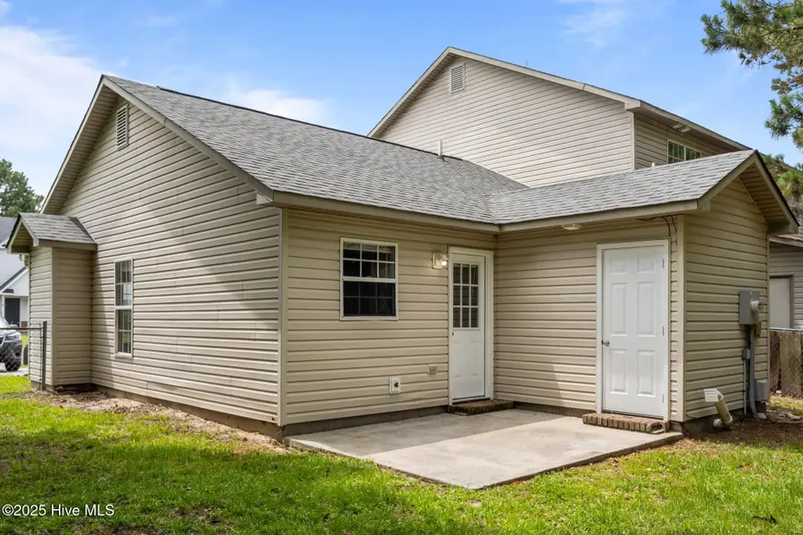 1087 W Pueblo Drive, Jacksonville, NC 28546 - #3
