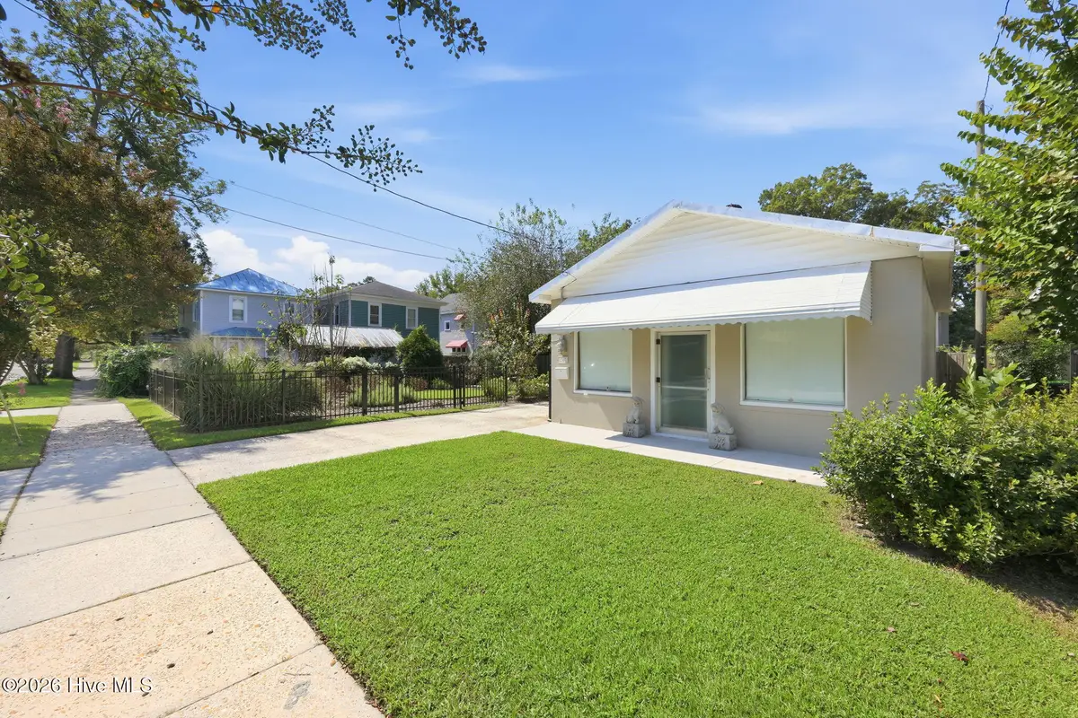 1307/1305 N Pasteur Street, New Bern, NC 28560 - #1