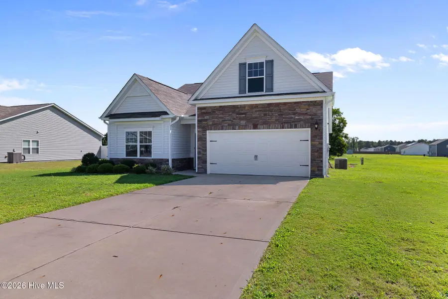 203 Kenison Way, Pikeville, NC 27863 - #2
