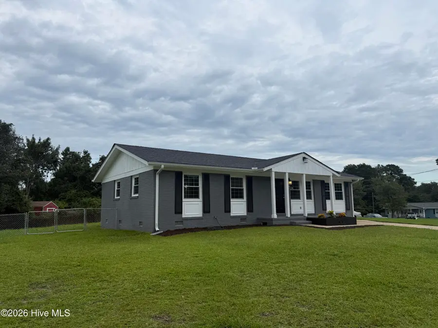 105 Yorkshire Drive, Jacksonville, NC 28546 - #2