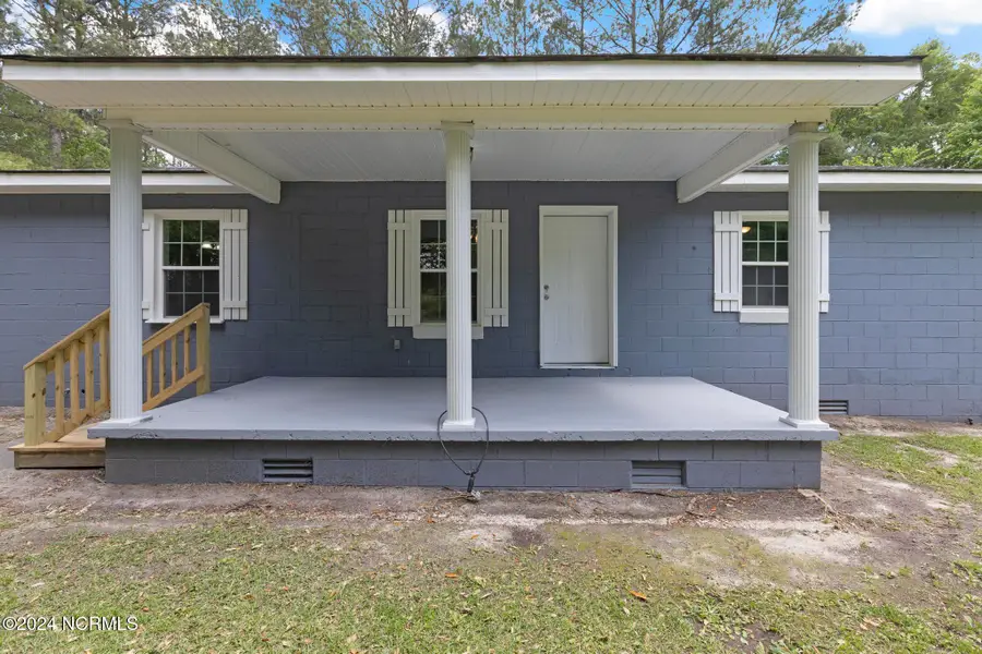 690 Maple Hill School Road, Maple Hill, NC 28454 - #2