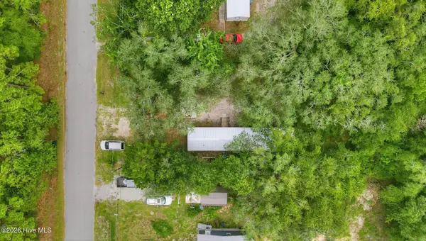 198 Redwood Road, Southport, NC 28461