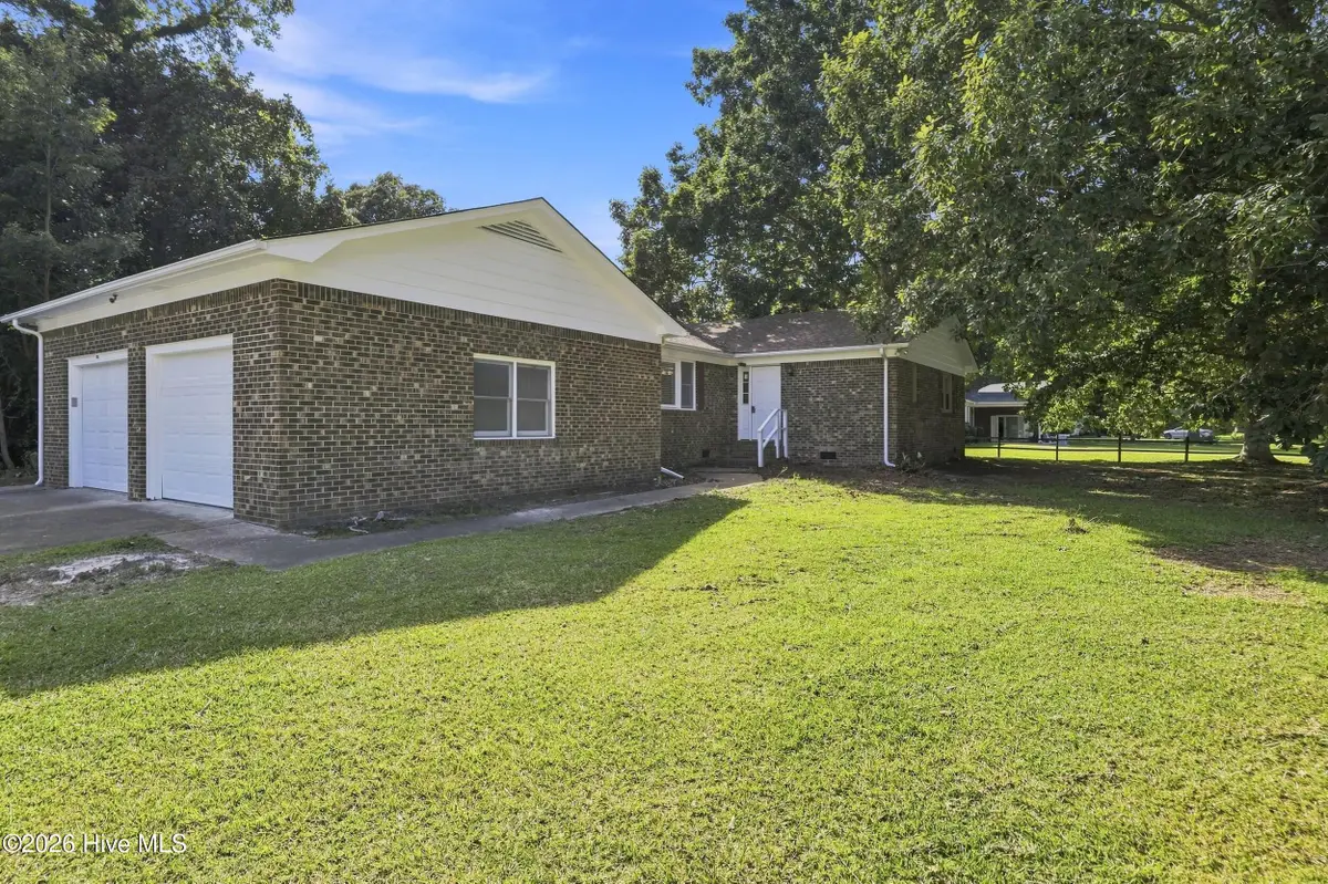 403 Hickory Drive, Elizabeth City, NC 27909 - #1