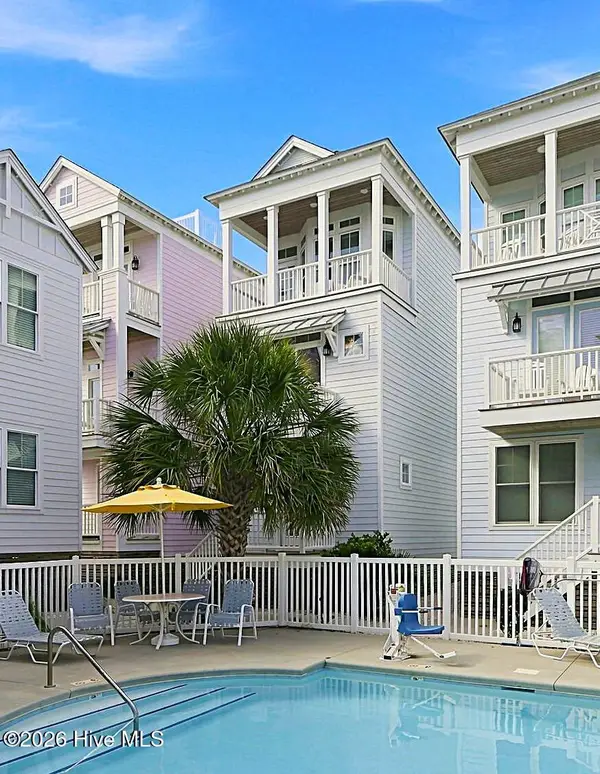 107 W Bogue Boulevard #3, Atlantic Beach, NC 28512