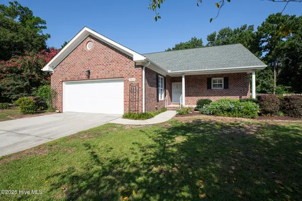 5017 Mako Drive, Wilmington, NC 28409