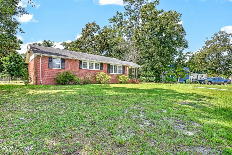 923 Sioux Drive, Jacksonville, NC 28540 - #2